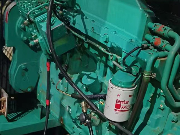 古蔺如何确定新的发电机组控制系统是否与原系统兼容？