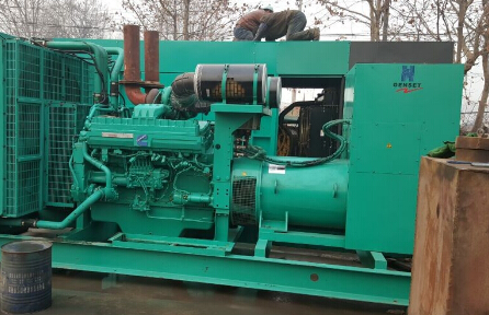 古蔺发电机组如何判断水冷式机油散热器内部是否需要清洗？